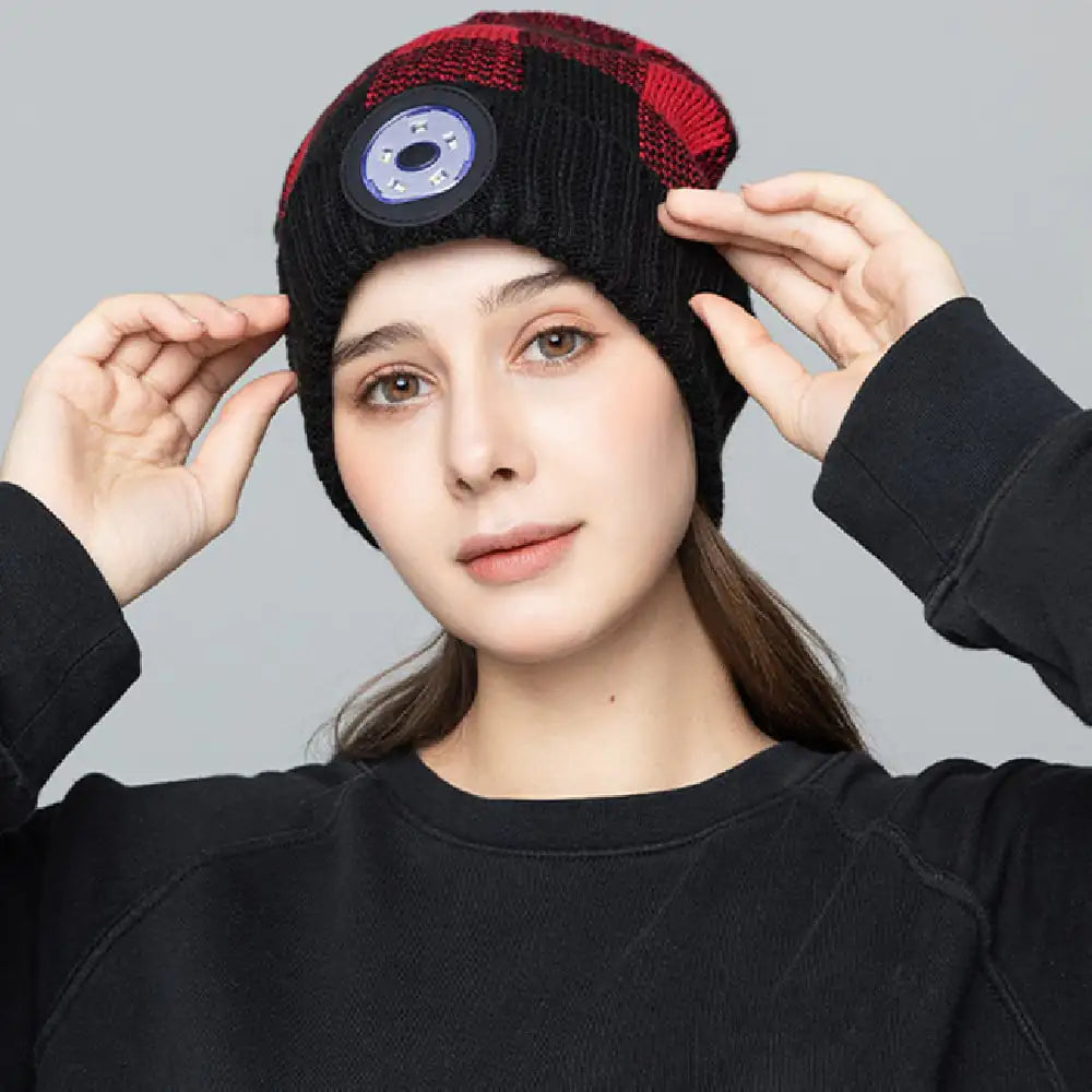 Bluetooth 5.0 Stereo LED Knitted Hat