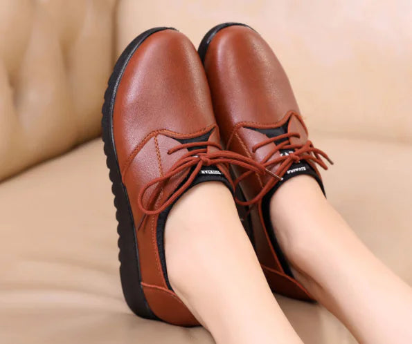Women's Work Shoes, Flat Black Leather Shoes