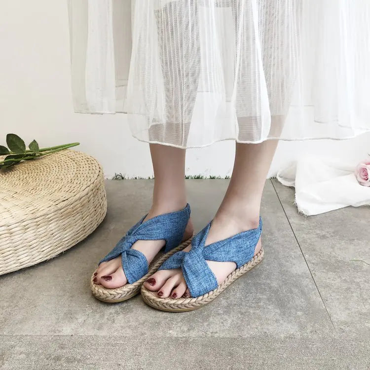 Women's Roman Sandals - Fashionable Summer Footwear