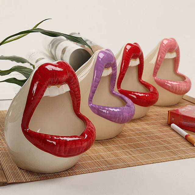 Creative Ceramic Big Lips Ashtray for Home Decor